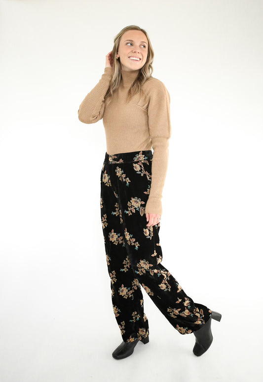 Lola Turtleneck Sweater - Camel