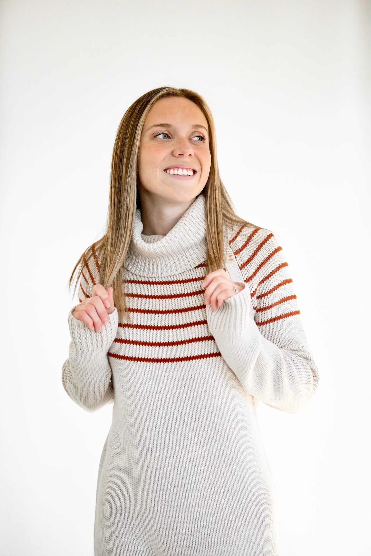 Amber Sweater Dress - Taupe