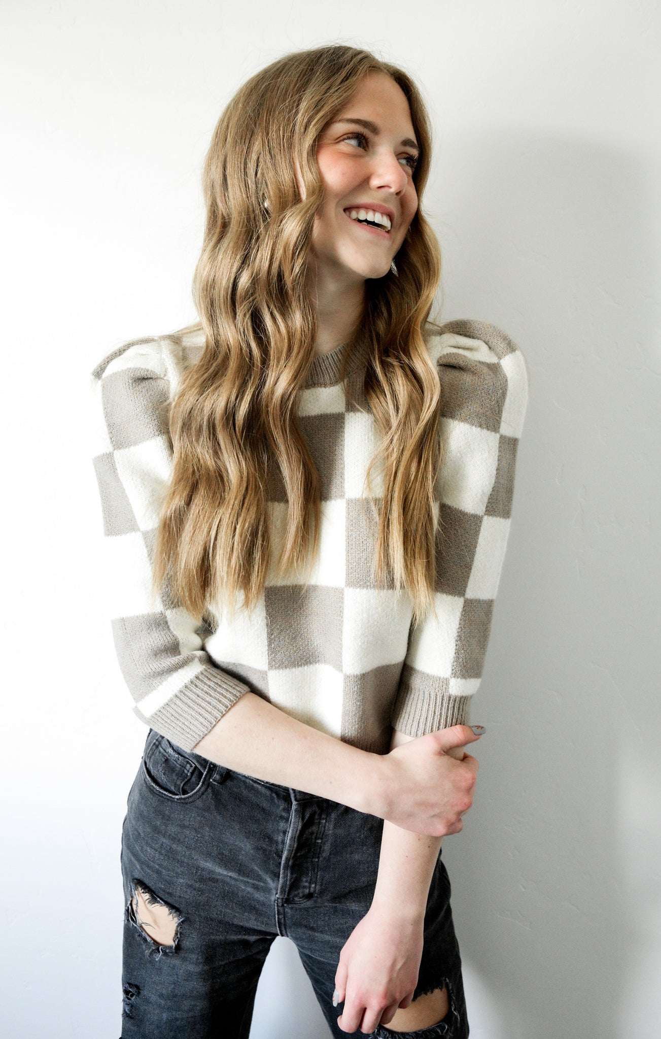 Avery Checkered Sweater - Taupe