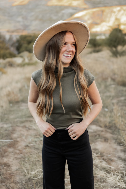 Olivia Top - Olive